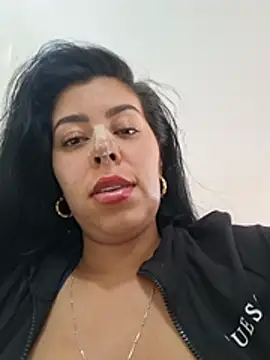Онлайн чат XXX Luianna