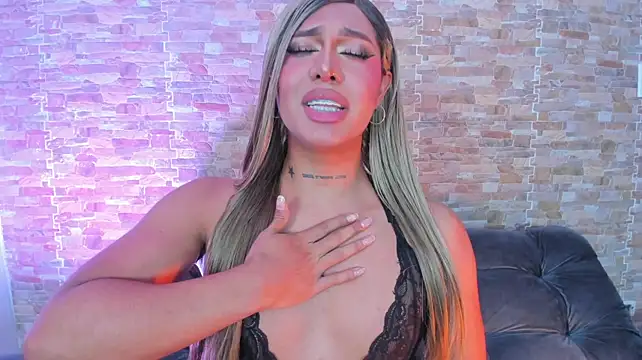 Dreams_Chloe Live XXX-Chat