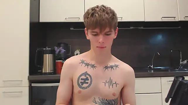 Онлайн чат XXX Fredd_Xanders