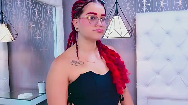 CherryTayloor Chat XXX in diretta