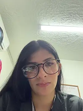 دردشة Mia_Alanna الجنسية المباشرة