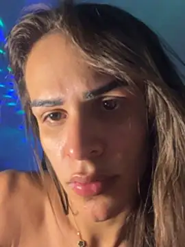 ValentinaHot781 élő XXX-chatje