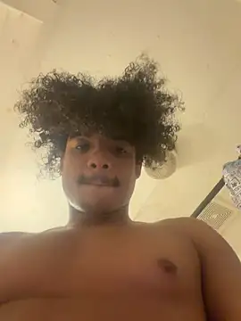 Mrlaythedickdown's Live XXX Chat