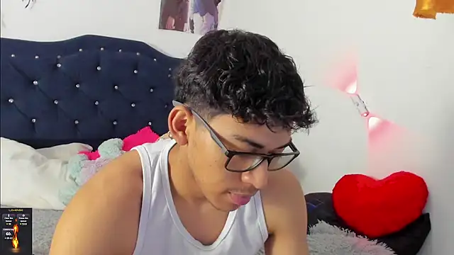 Robert__Zan 라이브 XXX 채팅