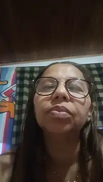 Ladymilf12's Live XXX Chat