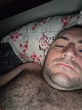 Chat XXX en directo de StrictBobby