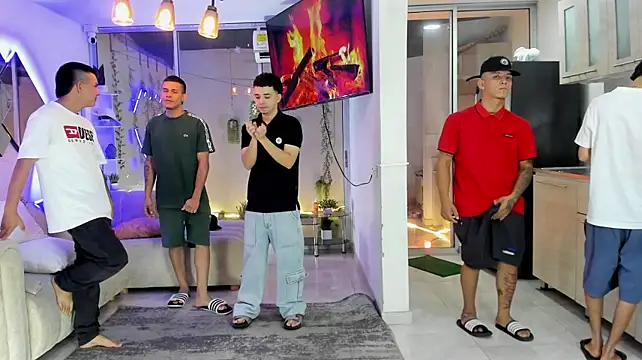 แชท XXX สดของ Houseofwarrios