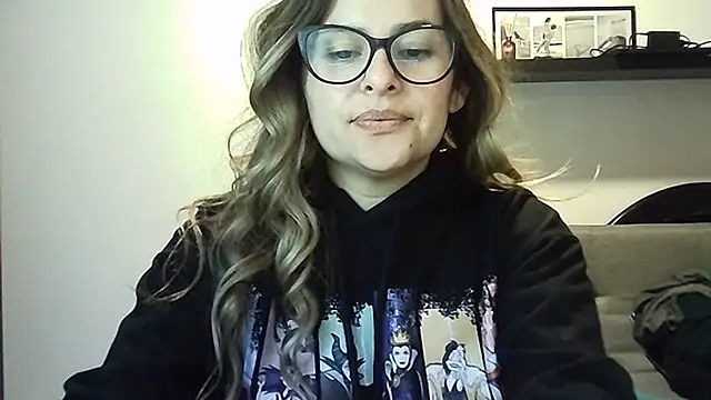 Czat XXX na żywo – Valery__Rouse_