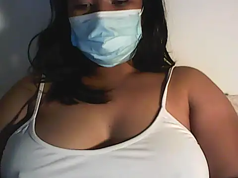 Artinah22 – Live XXX-chat