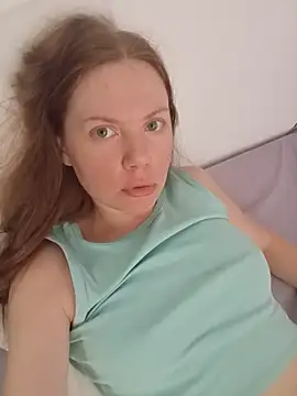 ElaizaFlanagan's Live XXX Chat