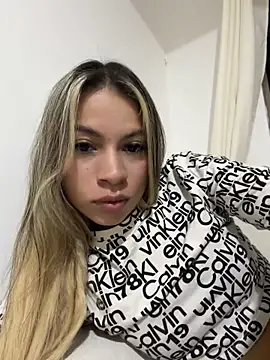 Mia_Rosee1 现场XXX聊天