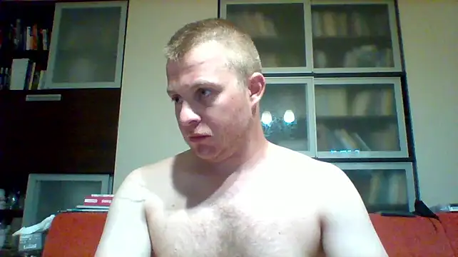 Matttthees Chat XXX in diretta