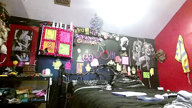 Splash_Queen420 现场XXX聊天