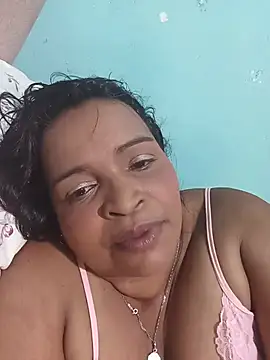 Stepmom_violet Adlı Modelin Canlı XXX Sohbeti