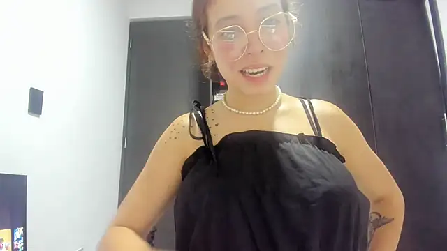 Miranda-cambell's Live XXX Chat