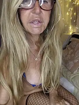 צ'אט XXX בשידור חי של Marianne10