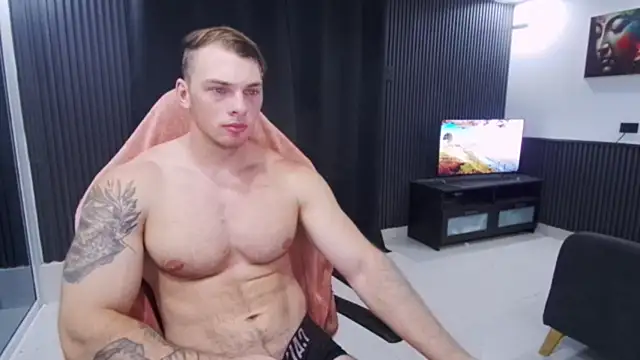 צ'אט XXX בשידור חי של YourHotGreg