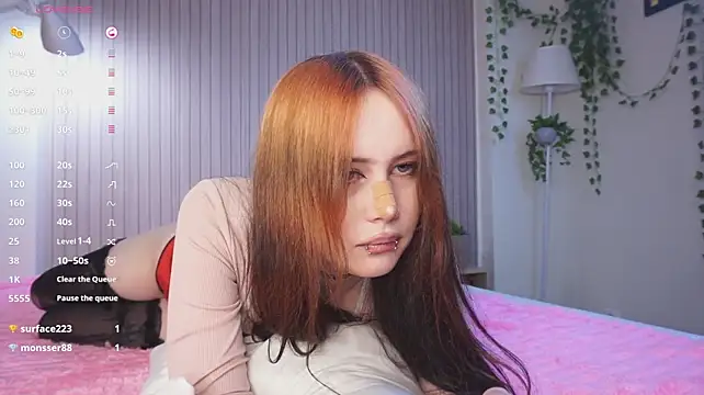 Chat +18 de IsabellDesire ao vivo
