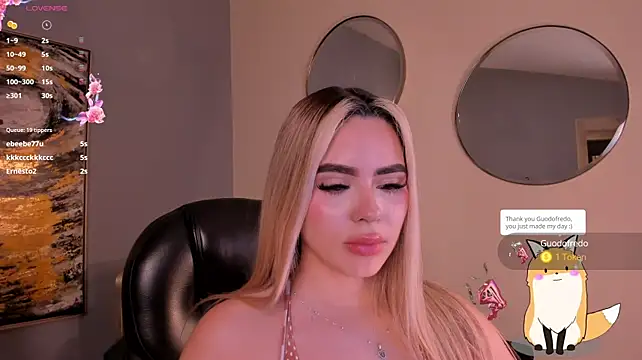 Chatroom XXX en direct de JuanitaClay