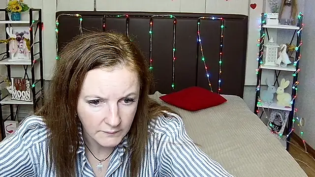 Czat XXX na żywo – MeganPirs