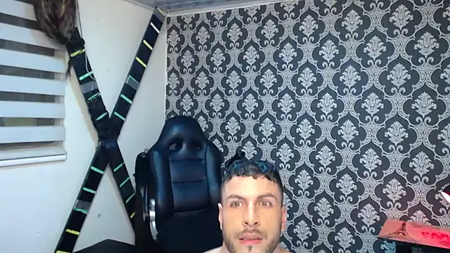 bayronfit's Live XXX Chat