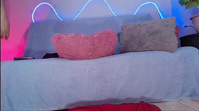 Czat XXX na żywo – GiordanaPinoo