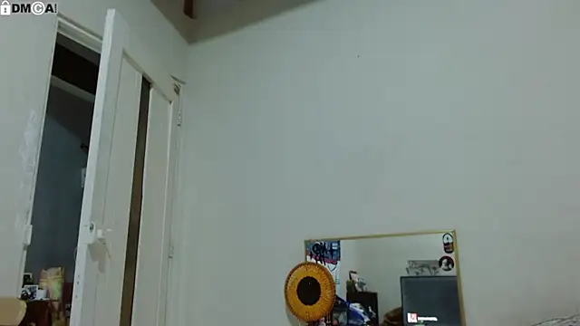 AlinaWoolf_ Adlı Modelin Canlı XXX Sohbeti