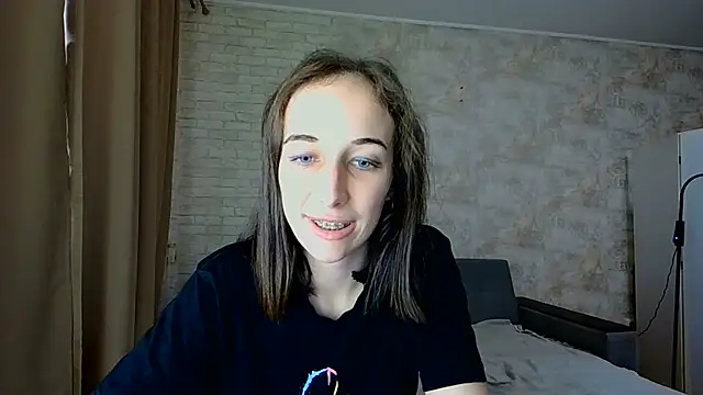 Anika_bloom 现场XXX聊天