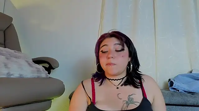 Blueberry_gothic Chat XXX in diretta