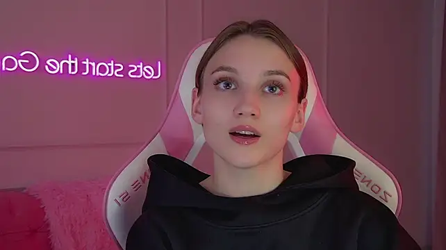 StacyEvances' Live XXX Chat