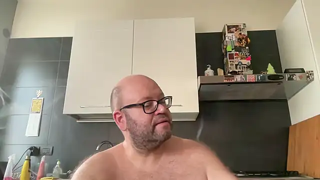 theitalianbear Live XXX-Chat