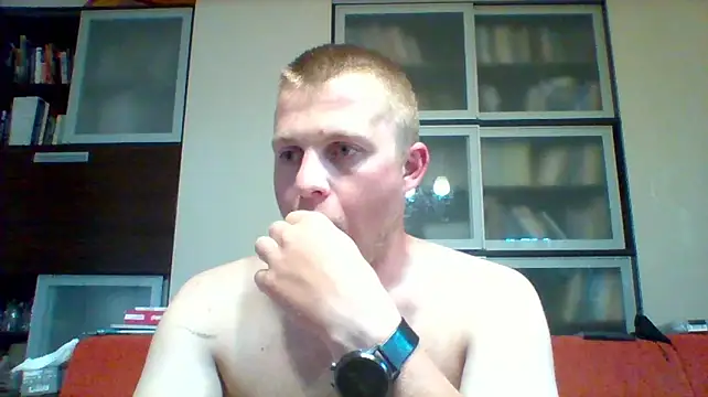 Matttthees Chat XXX in diretta
