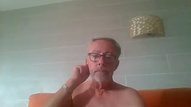 tuggy59 live XXX chat