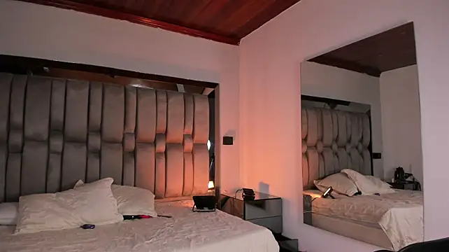 Živý XXX chat REINA_ADAHARA