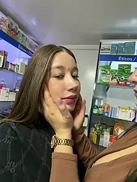 roouse 现场XXX聊天