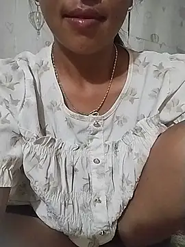 Helen-nn Live XXX-Chat