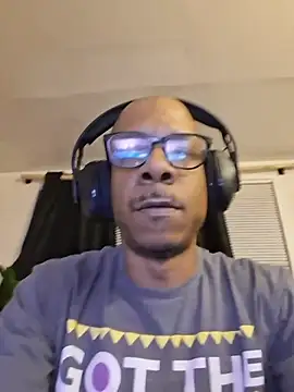 MrDaddyBbSnake XXX чат на живо