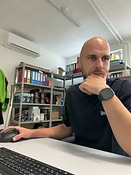 XXX chat uživo modela _oliver_it
