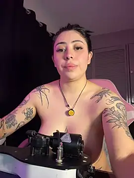 Draculona-666 – Live XXX-chat