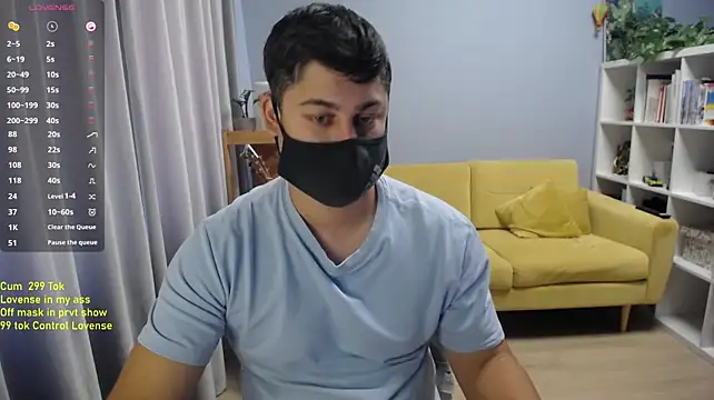 Tomguys Adlı Modelin Canlı XXX Sohbeti