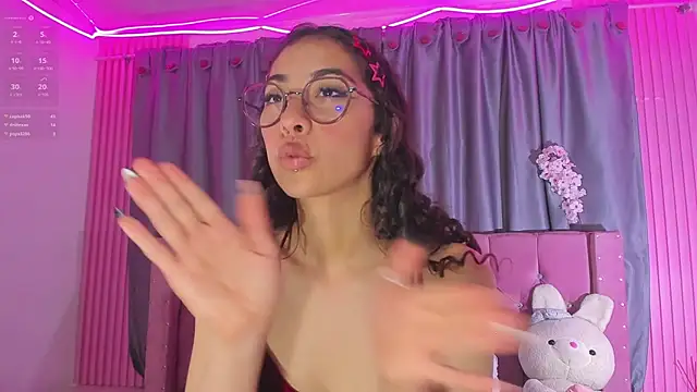 Sarah_Moon1 Live XXX-Chat