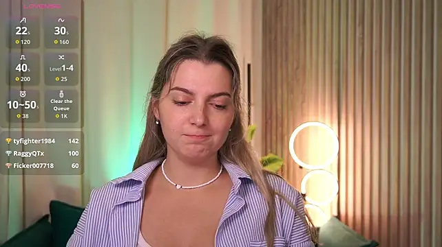 LucreciaStorm's Live XXX Chat