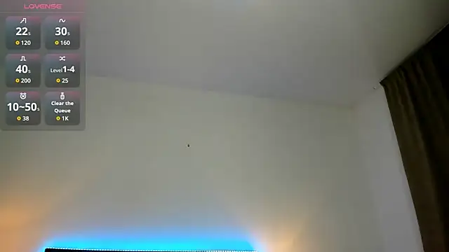 DellaRows' Live XXX Chat
