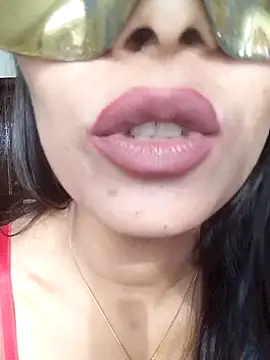 sexy_manvi25's Live XXX Chat