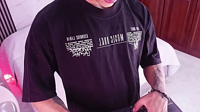 JhoanLeandro 网络视讯表演