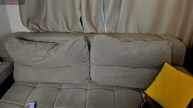 Chat +18 de Princess__Lily ao vivo