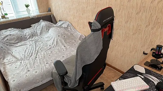 Živý XXX chat Raamoss