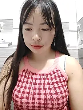 OnehitttのライブXXXチャット