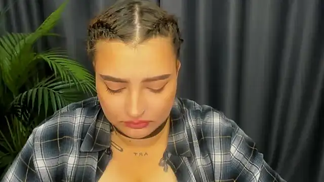 Czat XXX na żywo – NikkiSummer