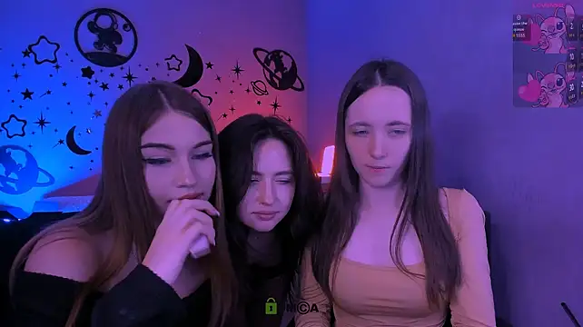 bella_dorn: онлайн-секс-чат